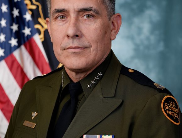 jefe de la patrulla froneriza NOMBRAN A ROSARIO “PETE” VASQUEZ COMO NUEVO JEFE DE LA PATRULLA FRONTERIZA DE ESTADOS UNIDOS