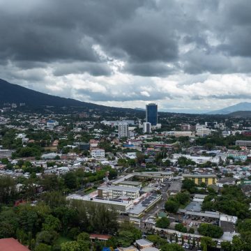 LLUVIAS Y TORMENTAS CONTINUARÁN ESTE LUNES EN GRAN PARTE DEL PAÍS