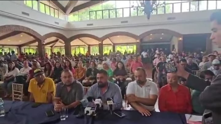 transportistas TRANSPORTISTAS SOLICITARÁN AUMENTO EN TARIFA DEL PASAJE EN EL SALVADOR Y ADVIERTEN POSIBLE RETIRO DE UNIDADES