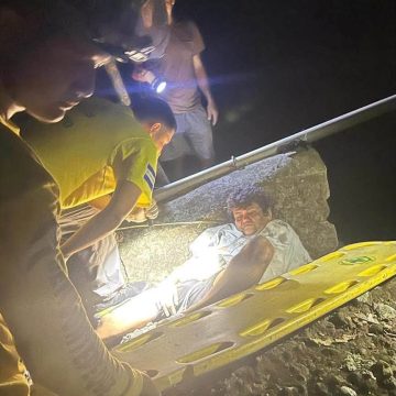 COMANDOS DE SALVAMENTO RESCATÓ A HOMBRE EN ZONA DE DIFÍCIL ACCESO EN CABAÑAS
