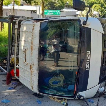 acci 1 TRES TRABAJADORES DEL MOP RESULTAN LESIONADOS EN ACCIDENTE DE TRÁNSITO RUMBO AL PUERTO DE LA LIBERTAD