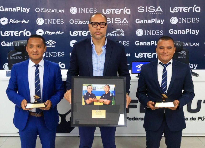 arbitros 1 HOMENAJEAN A IVÁN BARTON Y DAVID MORÁN POR SU PARTICIPACIÓN EN EL MUNDIAL 2026