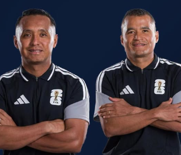 barton 1 FESFUT RECONOCE A IVÁN BARTÓN Y DAVID MORÁN POR SU DESTACADA ACTUACIÓN EN EL MUNDIAL 2026