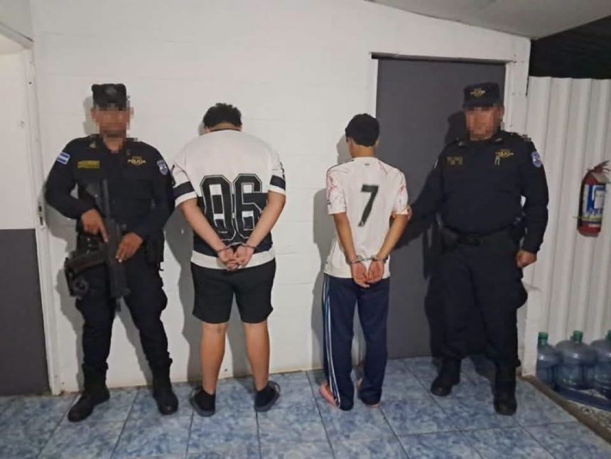 DOS MENORES DE EDAD, ENTRE CINCO CAPTURADOS EN OPERATIVO CONTRA EL TRÁFICO ILÍCITO DE DROGAS