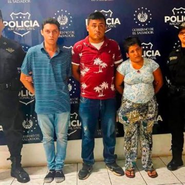 TRES VENDEDORES SON CAPTURADOS TRAS PELEA POR ESPACIO DE VENTAS EN SAN MIGUEL