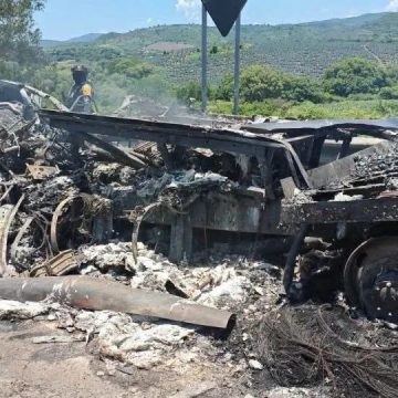 mex 1 MÚLTIPLE ACCIDENTE EN AUTOPISTA DE MÉXICO DEJA 10 PERSONAS FALLECIDAS