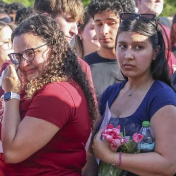 migra FLORIDA PROHÍBE A INMIGRANTES INDOCUMENTADOS INSCRIBIRSE EN COLEGIOS UNIVERSITARIOS PÚBLICOS