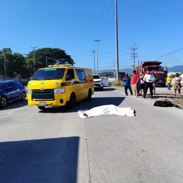 muerto 1 CICLISTA FALLECE TRAS SER ATROPELLADO POR UN BUS EN LA CARRETERA DE SAN SALVADOR HACIA SANTA ANA