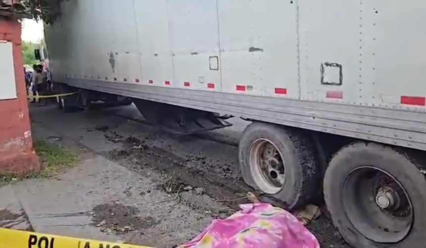 rastra 1 MUERE CIUDADANO NICARAGÜENSE EN ACCIDENTE DE TRÁNSITO SOBRE LA CARRETERA PANAMERICANA EN LA UNIÓN