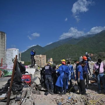 AUMENTA A 4,734 LA CIFRA DE FALLECIDOS POR LOS TERREMOTOS REGISTRADOS EN VENEZUELA
