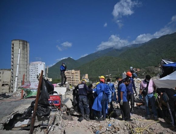 AUMENTA A 4,734 LA CIFRA DE FALLECIDOS POR LOS TERREMOTOS REGISTRADOS EN VENEZUELA