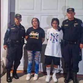 DOS MUJERES SON CAPTURADAS TRAS PROTAGONIZAR PELEA DURANTE BAILE EN CHILANGA