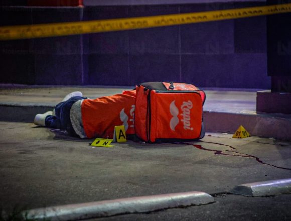 INFLUENCER MEXICANO MUERE DURANTE TRANSMISIÓN EN VIVO TRAS ATAQUE ARMADO EN CULIACÁN