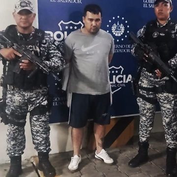 BOBO MUJER DE 32 AÑOS MUERE TRAS SER LESIONADA CON ARMA BLANCA; SU PAREJA FUE CAPTURADA EN SONSONATE
