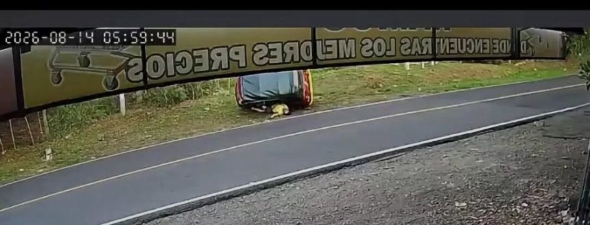 SANMIGUEL 1 MOTOTAXISTA MUERE TRAS ACCIDENTARSE EN CHAPELTIQUE, SAN MIGUEL
