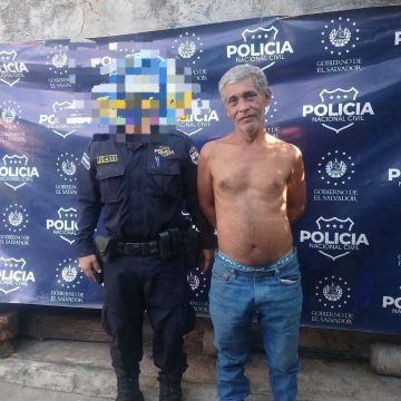 bolito bus CAPTURAN A MOTORISTA DE AUTOBÚS SEÑALADO DE CONDUCIR BAJO LOS EFECTOS DEL ALCOHOL EN CALUCO, SONSONATE