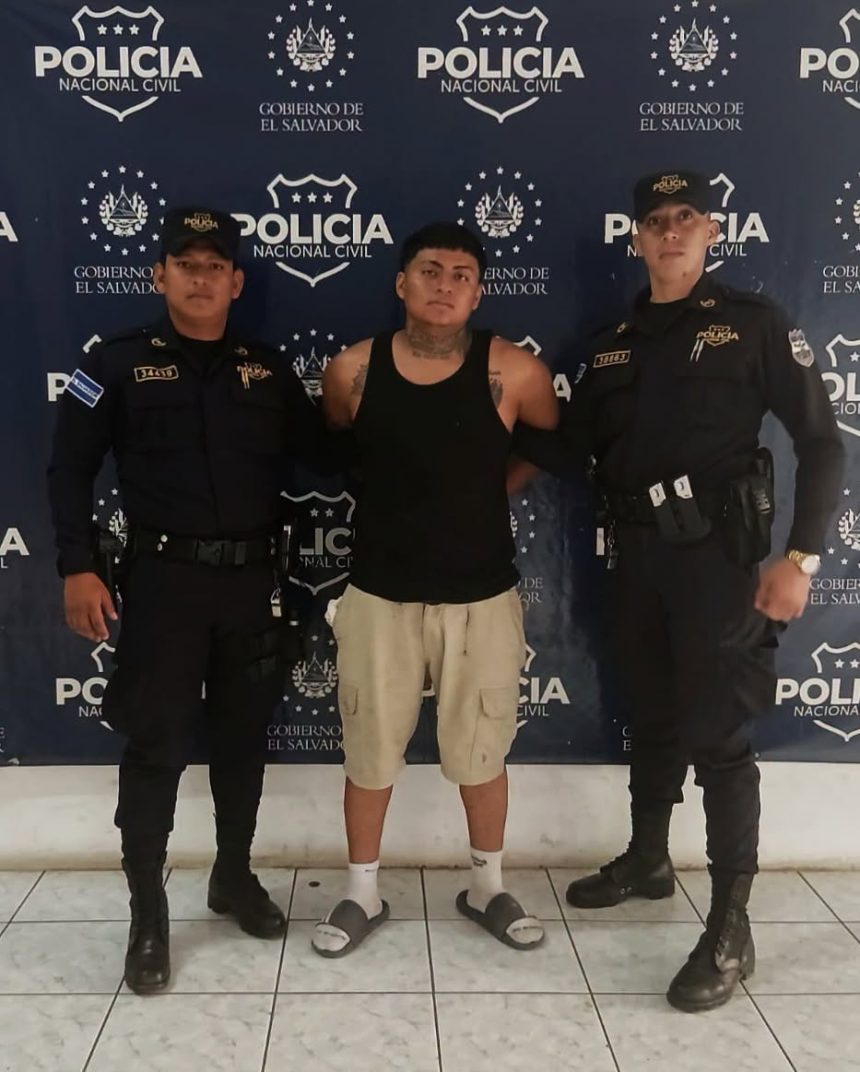 CONDUCTOR EBRIO CHOCA CONTRA VARIOS VEHÍCULOS ESTACIONADOS EN SAN MIGUEL