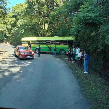 bus FALLA EN LOS FRENOS HABRÍA PROVOCADO ACCIDENTE DE AUTOBÚS EN LOLOTIQUE, SAN MIGUEL