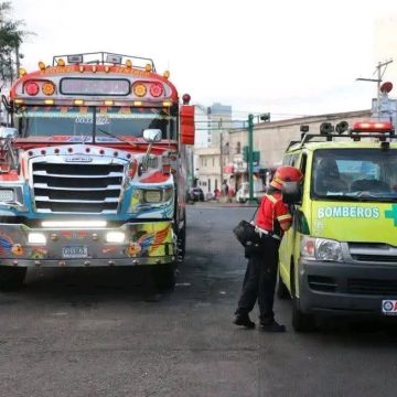CONDUCTOR DE BUS MUERE TRAS ATAQUE ARMADO EN GUATEMALA