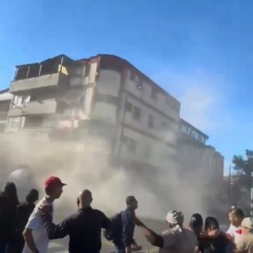 colo 1 TERREMOTO DE MAGNITUD 7.4 SACUDE COLOMBIA Y DEJA DAÑOS Y PERSONAS LESIONADAS