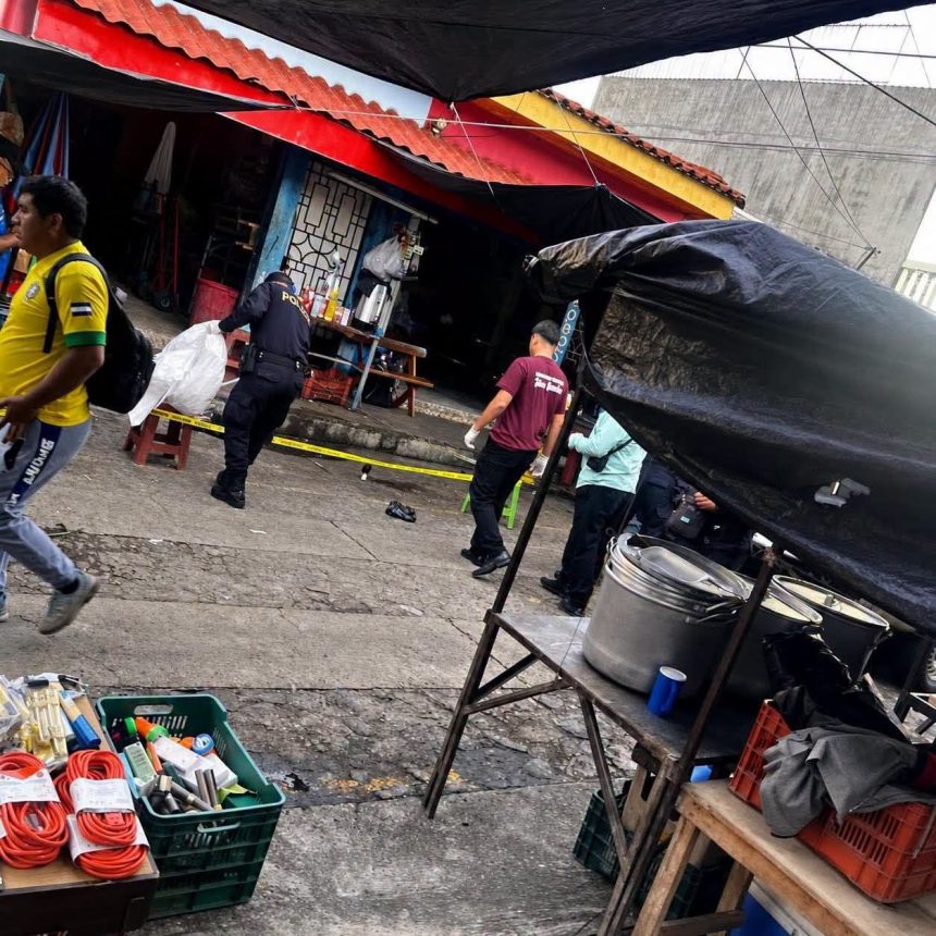 ilo 1 ENCUENTRAN A PERSONA SIN VIDA EN EL MERCADO DE ILOBASCO