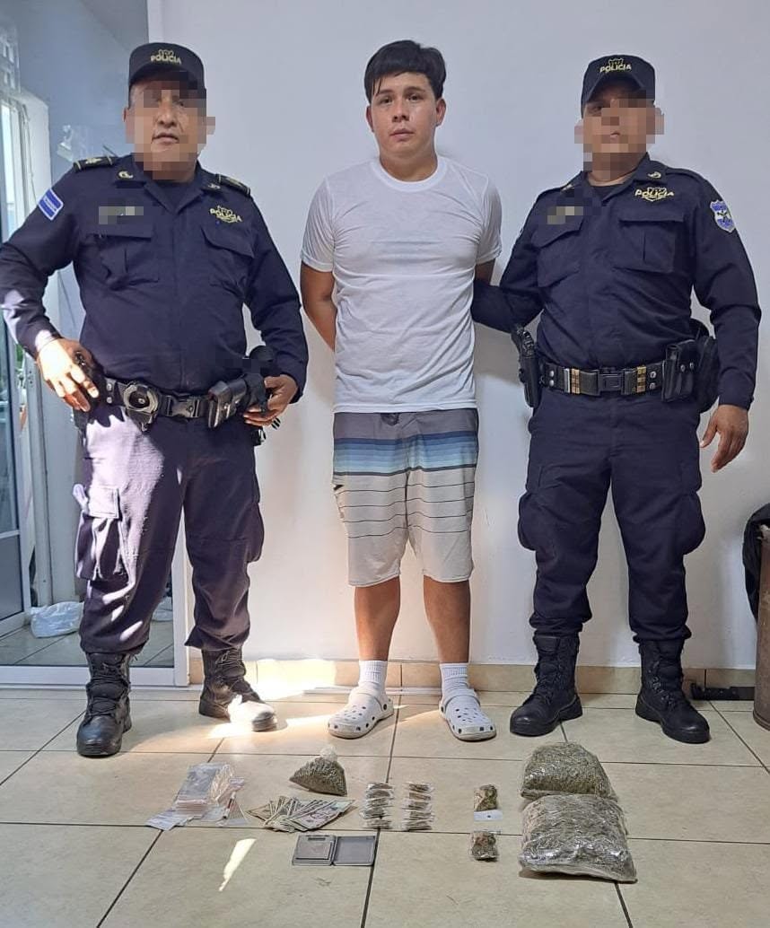 loco CAPTURAN EN COLÓN A SUJETO SEÑALADO DE ALMACENAR Y DISTRIBUIR DROGA