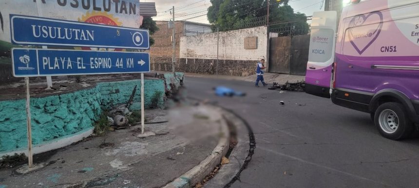 moto MOTOCICLISTA MUERE TRAS COLISIONAR CONTRA MURO DE UNA VIVIENDA EN USULUTÁN