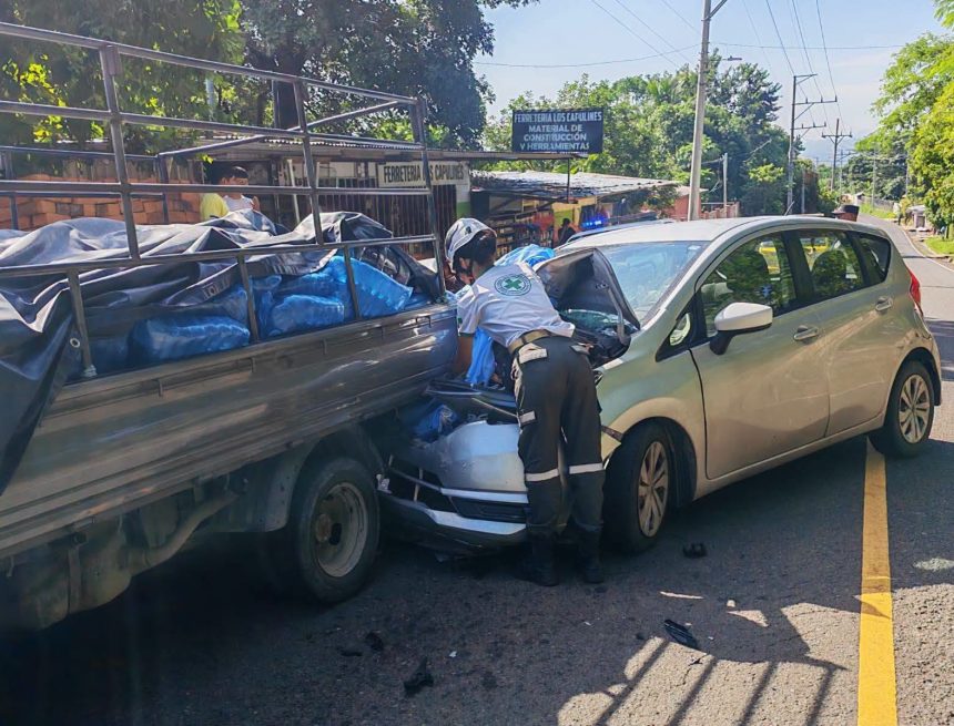 quezalte 2 TRABAJADOR MUERE TRAS SER ATROPELLADO MIENTRAS DESCARGABA AGUA EN QUEZALTEPEQUE