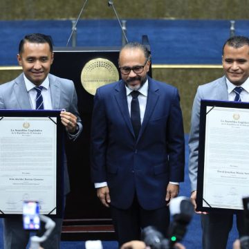 reco 1 ASAMBLEA LEGISLATIVA RECONOCE A LOS ÁRBITROS IVÁN BARTON Y DAVID MORÁN POR SU TRAYECTORIA