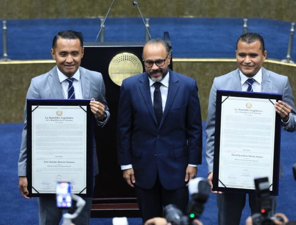 reco 1 ASAMBLEA LEGISLATIVA RECONOCE A LOS ÁRBITROS IVÁN BARTON Y DAVID MORÁN POR SU TRAYECTORIA