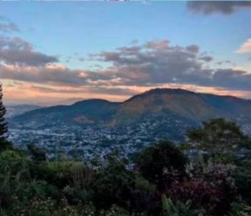 MEDIO AMBIENTE DESCARTA ACTIVIDAD SÍSMICA INUSUAL TRAS REPORTES DE RETUMBOS EN SAN SALVADOR