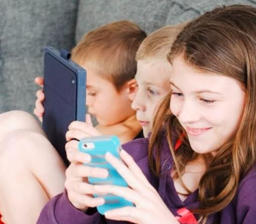 NUEVA ZELANDA PROPONE PROHIBIR EL ACCESO A REDES SOCIALES A MENORES DE 16 AÑOS