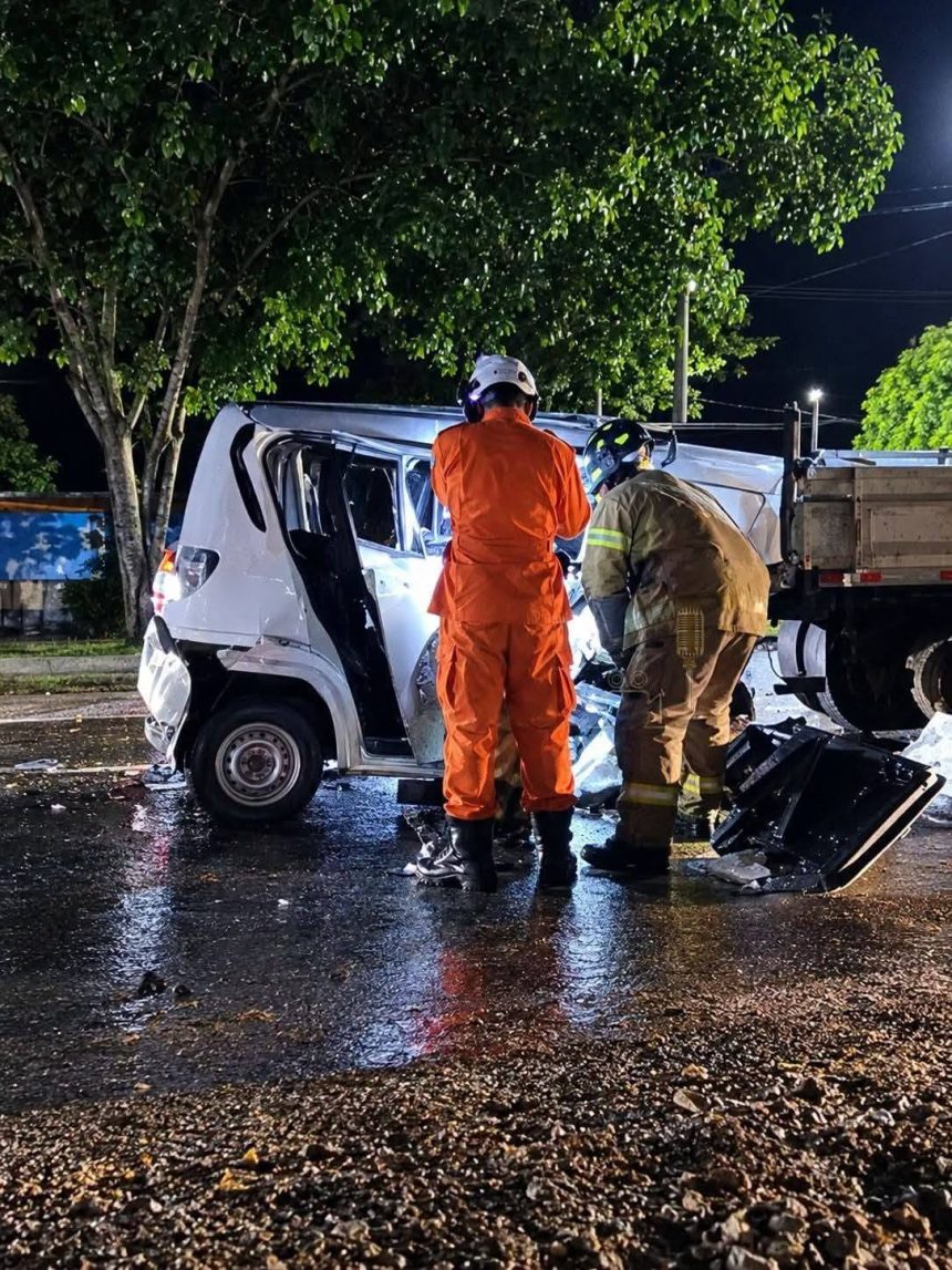 UNA PERSONA FALLECIÓ Y OTRA MÁS RESULTÓ LESIONADA EN UN ACCIDENTE DE TRÁNSITO EN LA LABOR, AHUACHAPÁN