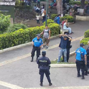 VIDEO 1 EN SANTA ANA EL SISTEMA DE VIDEOVIGILANCIA CAM 360 DETECTÓ A PERSONA REQUERIDA POR LA JUSTICIA
