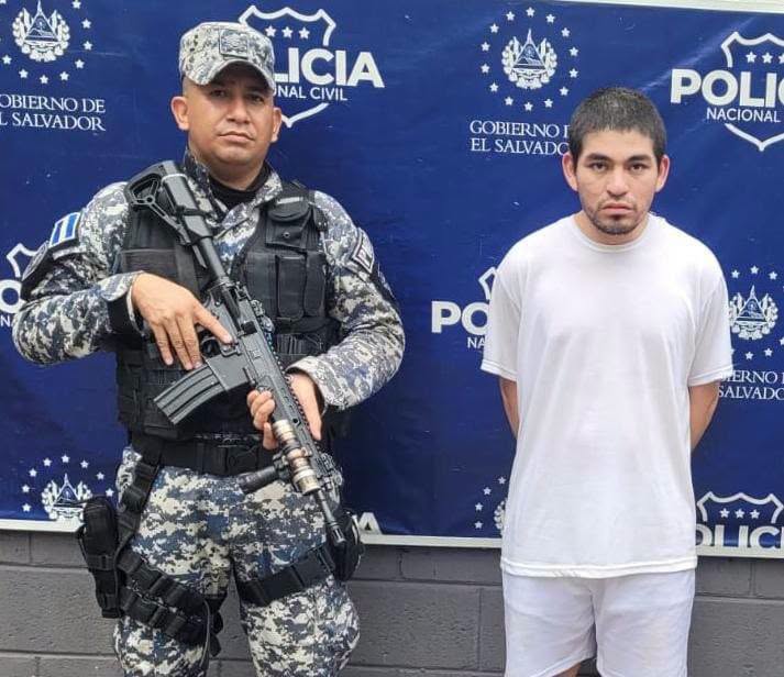 deport DEPORTAN A EL SALVADOR A HOMBRE CONDENADO POR LA MUERTE DE UN AGENTE DE LA PNC
