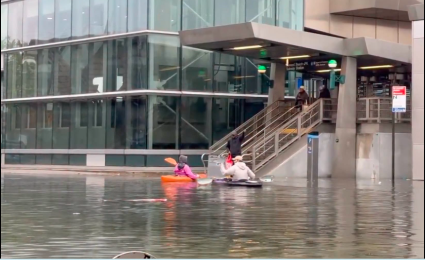 inundaciones TORMENTA PROVOCA INUNDACIONES EN EL NORESTE DE ESTADOS UNIDOS Y DEJA UNA PERSONA FALLECIDA