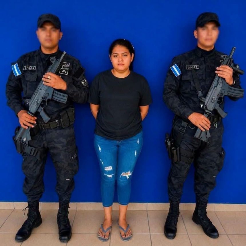 loca 1 MUJER ES DETENIDA TRAS SER SEÑALADA DE DAÑAR DOS VEHÍCULOS EN UN TALLER DE IZALCO