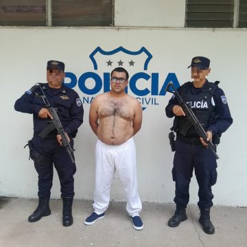 CAPTURAN EN EL SALVADOR A HOMBRE CON NOTIFICACIÓN ROJA POR TRES DELITOS