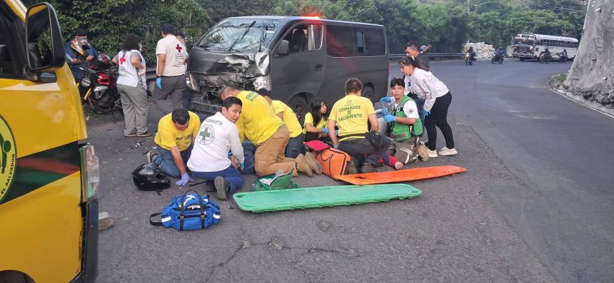 moto 1 MOTOCICLISTA FALLECE TRAS ACCIDENTE DE TRÁNSITO EN CALLE AGUA CALIENTE, SOYAPANGO