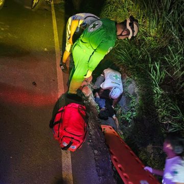 MOTOCICLISTA RESULTA GRAVEMENTE LESIONADO TRAS ACCIDENTE EN LA BAJADA DEL PORTEZUELO
