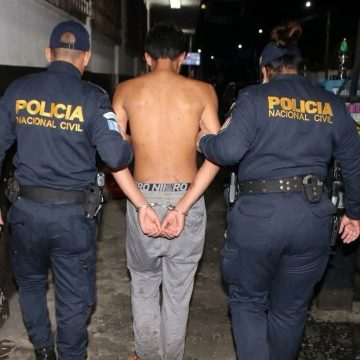 seño 2 MUJER FALLECE TRAS SER ATACADA PRESUNTAMENTE POR SU HIJO EN GUATEMALA
