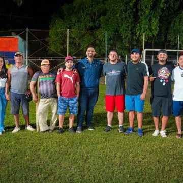 5 CANCHA DE FÚTBOL DE RÍO ZARCO CUENTA CON NUEVA ILUMINACIÓN