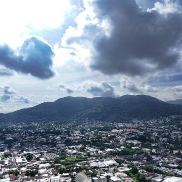 LLUVIAS LLUVIAS Y TORMENTAS SE ESPERAN ESTE JUEVES EN DIFERENTES ZONAS DE EL SALVADOR