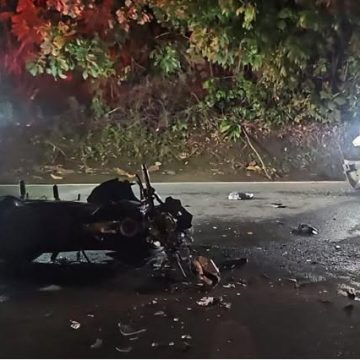 DOS PERSONAS LESIONADAS EN CHOQUE ENTRE MOTOCICLETA Y AUTOMÓVIL EN SAN JOSÉ VILLANUEVA