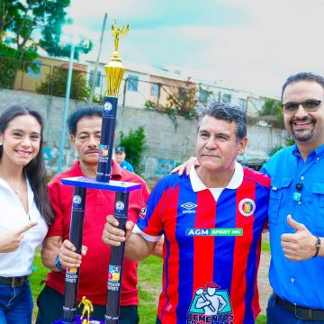 cancha 1 SANTA ANA CENTRO AVANZA EN LA ILUMINACIÓN Y RECUPERACIÓN DE CANCHAS COMUNITARIAS