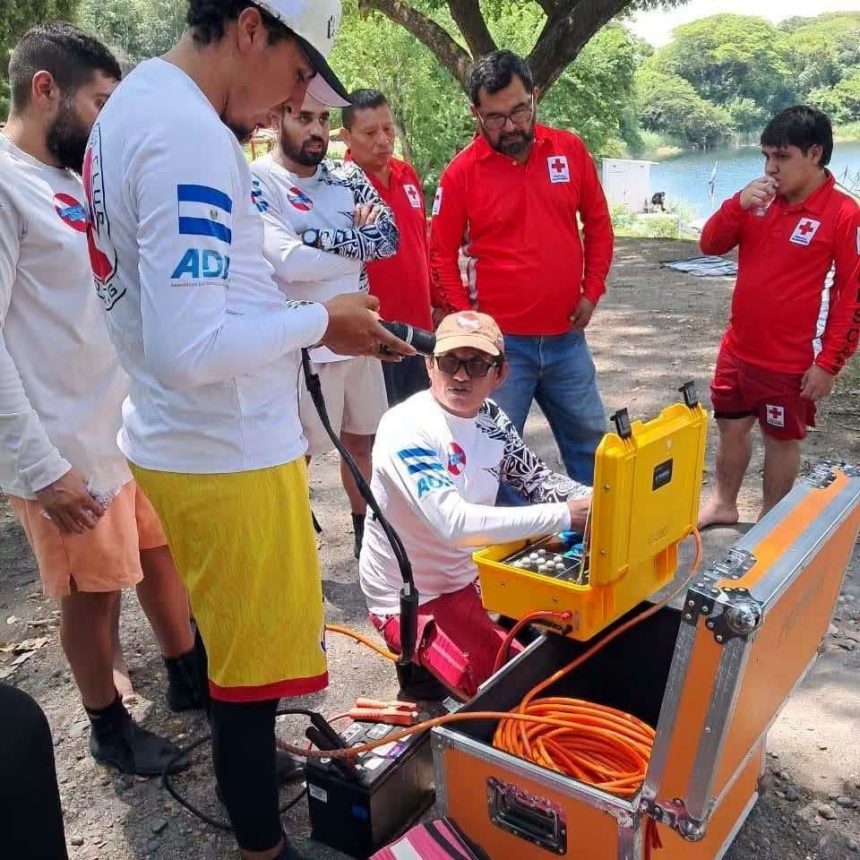 cr 1 CRUZ ROJA FINALIZA PROTOCOLO DE BÚSQUEDA DE JOVEN DESAPARECIDO EN LA LAGUNA DE ARAMUACA