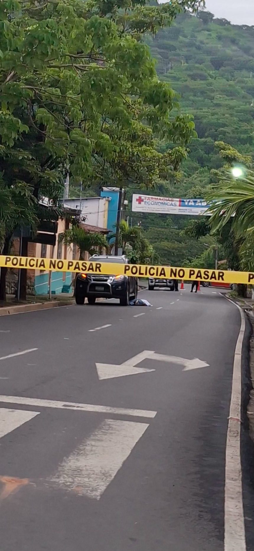 falle 2 LOCALIZAN A UNA PERSONA SIN VIDA EN CARRETERA DE INGRESO A SAN VICENTE