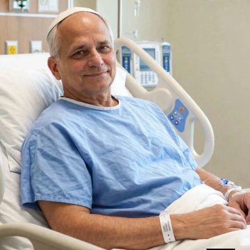 papa VATICANO CONFIRMA QUE LA CIRUGÍA DEL PAPA LEÓN XIV CONCLUYÓ CON ÉXITO